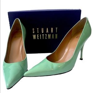 Stuart Weitzman Closed Toed Pumps